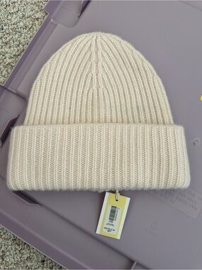 Aritzia Wool Cream Ribbed Knit Beanie